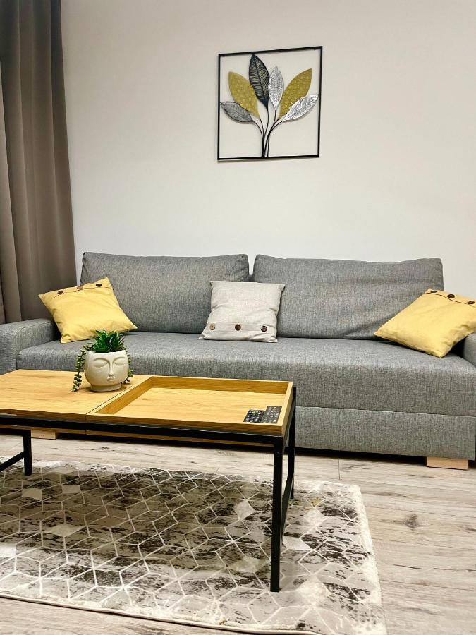 Apartments Sleep & Go Modlin Airport Новы-Двур-Мазовецкий Экстерьер фото